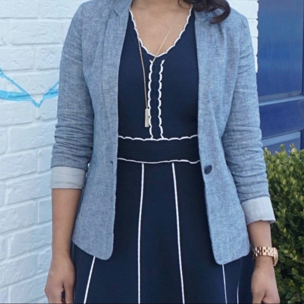 Draper James dress. Navy w/ white piping. Small